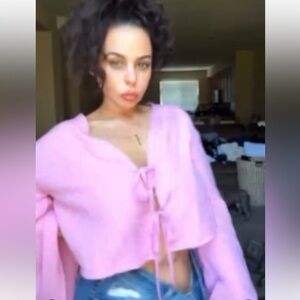 🎄 Christmas gift?  Brand new!! NWOT 3-Piece Top Set (Fits like L)